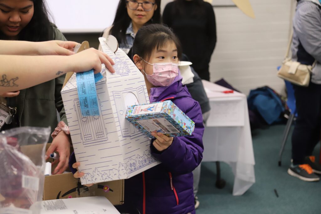 Exploring Creativity: Kids’ Workshop Finds a Home in the Library, British Columbia